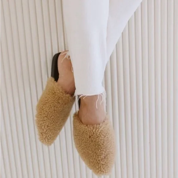 Jenni Kayne Shearling Pointed Toe Flat Mule in Natural EU38 US7.5-8 - Picture 2 of 8